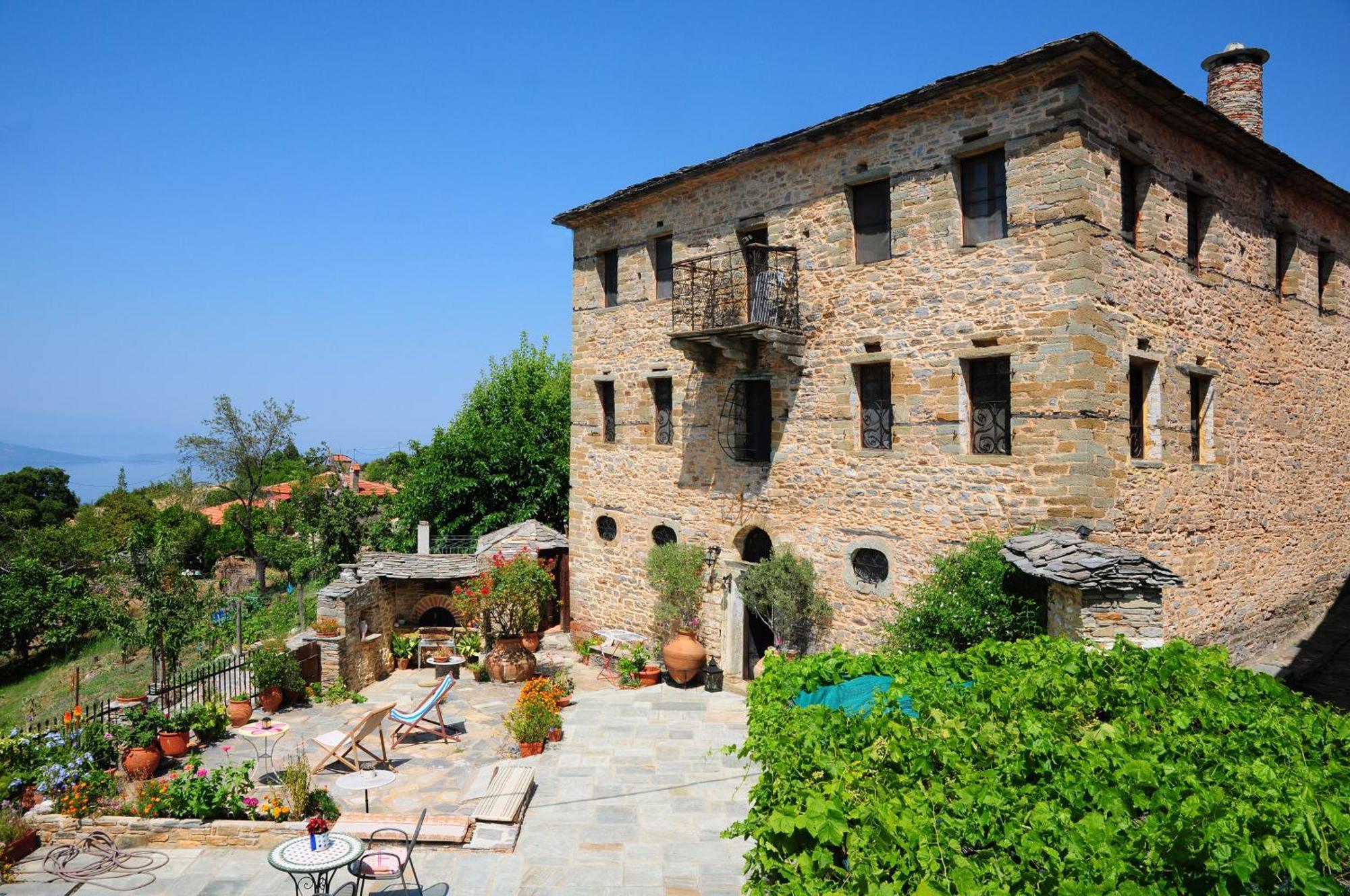 Archontiko Parisis Hotel Lafkos Exterior foto
